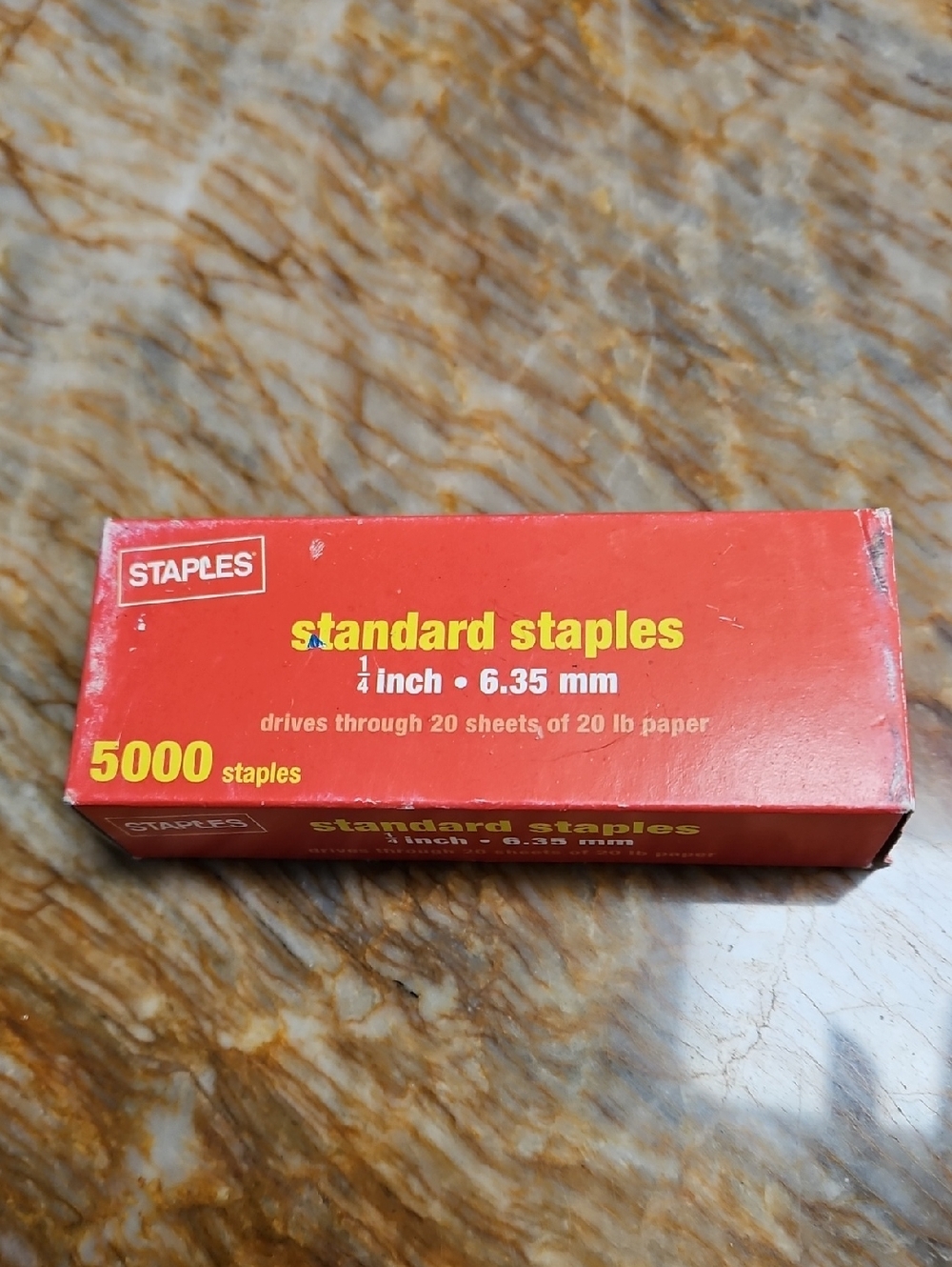 STAPLES Standard Staples 1/4 inch (6.35 mm) NEW